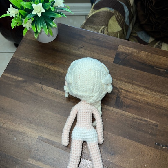 Disney Frozen Elsa Handmade Crochet Doll - Picture 3 of 4